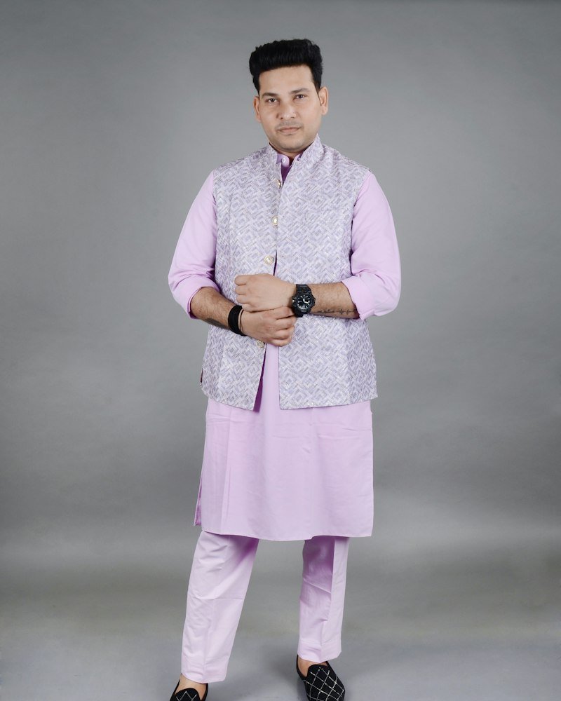 Men's kurta under ₹1,999